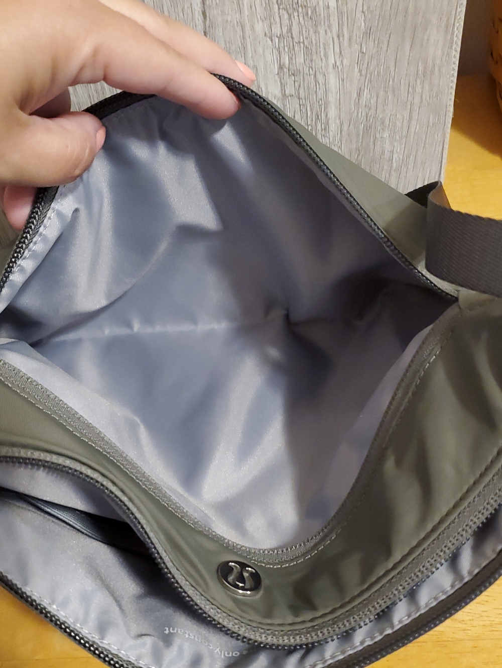 Lululemon Crossbody Bag from New Parent Backpack Set, 3L, Grey Sage Green - Picture 8 of 9